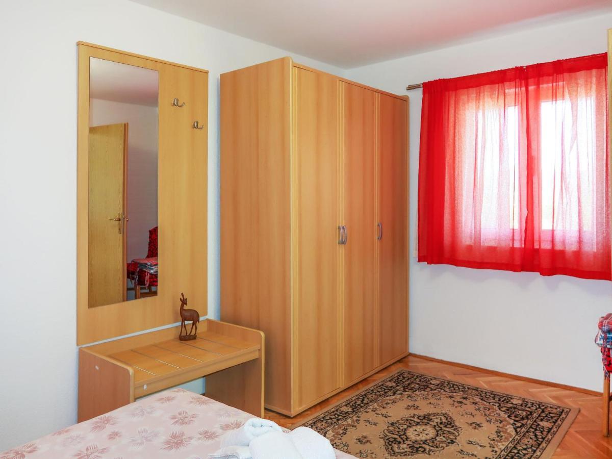 Apartment Filip Jakov-1 By Interhome Vinišće 外观 照片